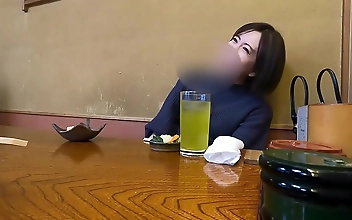 暴露～セックスレスな若妻の一日と浮気の密会が盗撮される！