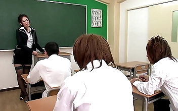 JAVエンチャントレス、甘美な生徒たちとの変態病院ロム公開！